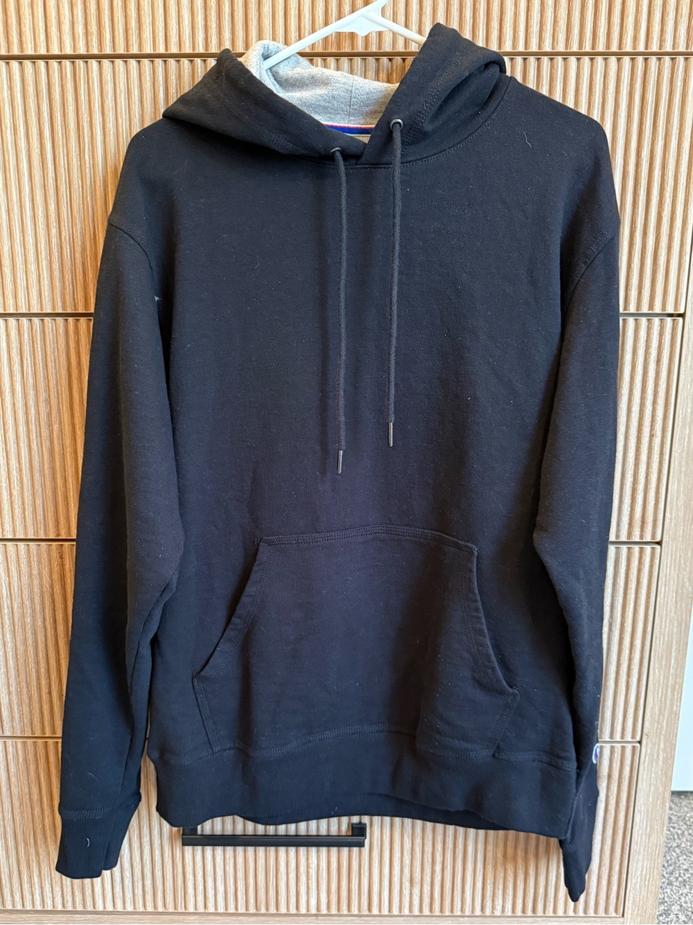 Men's Black Champion Pullover Hoodie - Classic Casual Sweatshirt